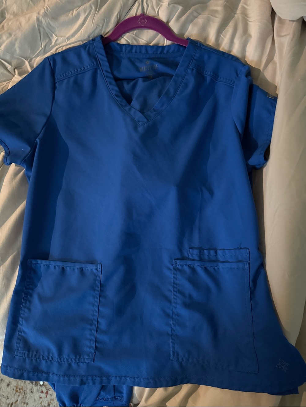 Med Couture Royal Blue V-Neck Scrub Top (large) & Jogger Style Pants (large)